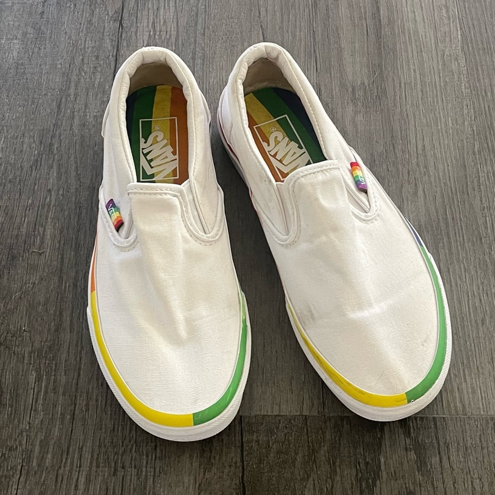 Slip on white vans